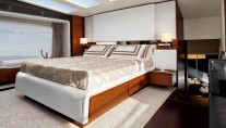 Luxury motor yacht Azimut Grande 100 - Accommodation